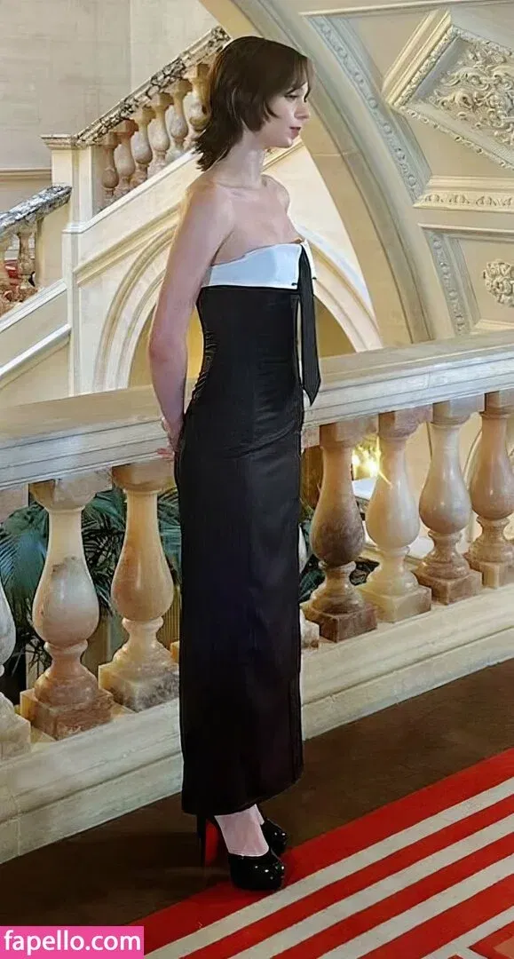 Emma Myers Onlyfans Photo Gallery 