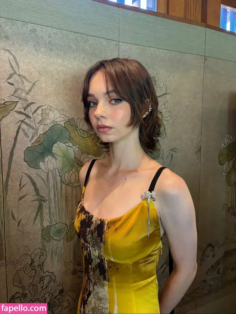 Emma Myers Onlyfans Photo Gallery 