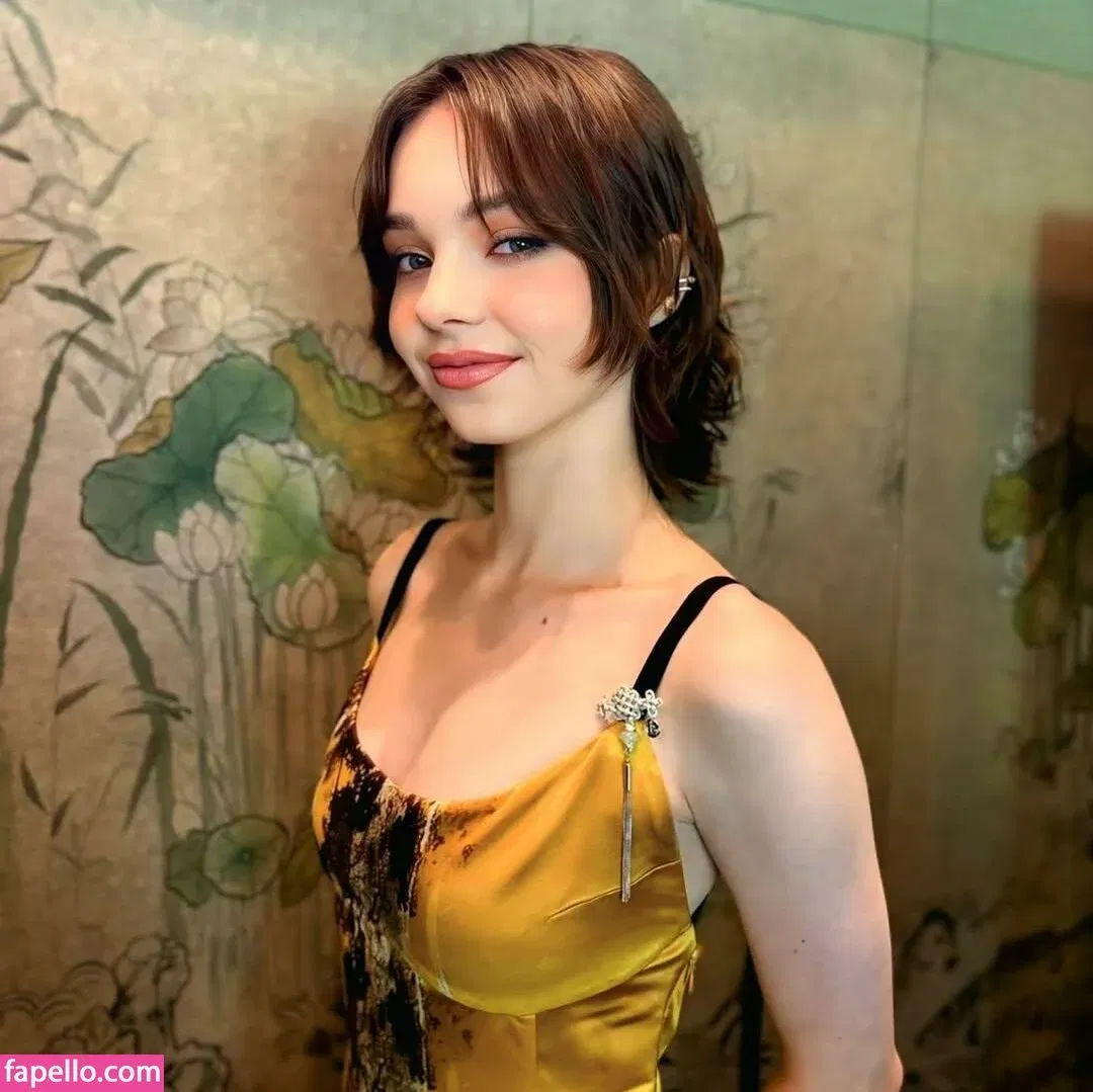 Emma Myers Onlyfans Photo Gallery 