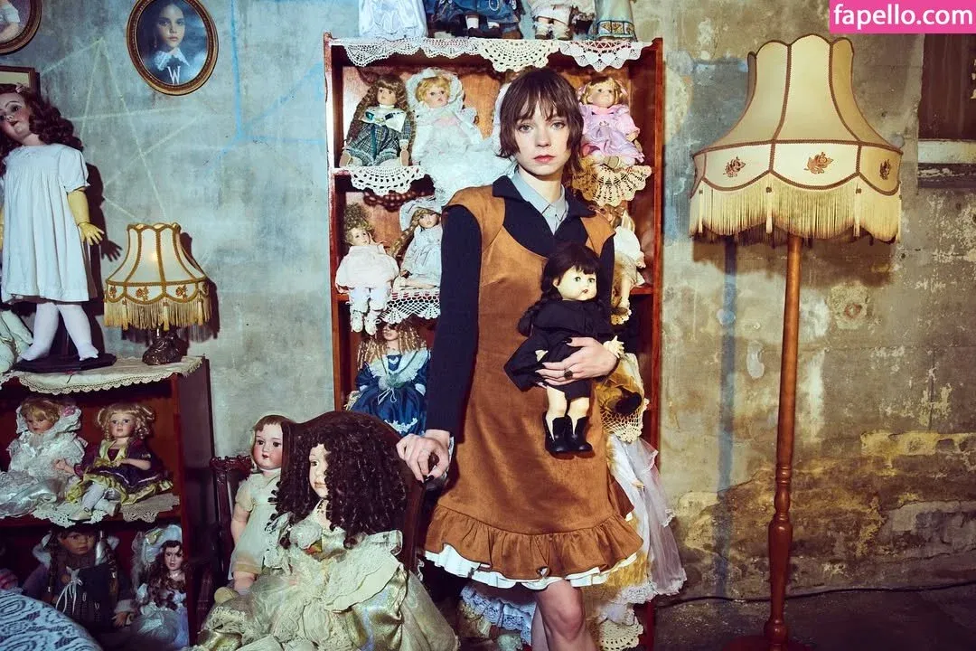 Emma Myers Onlyfans Photo Gallery 