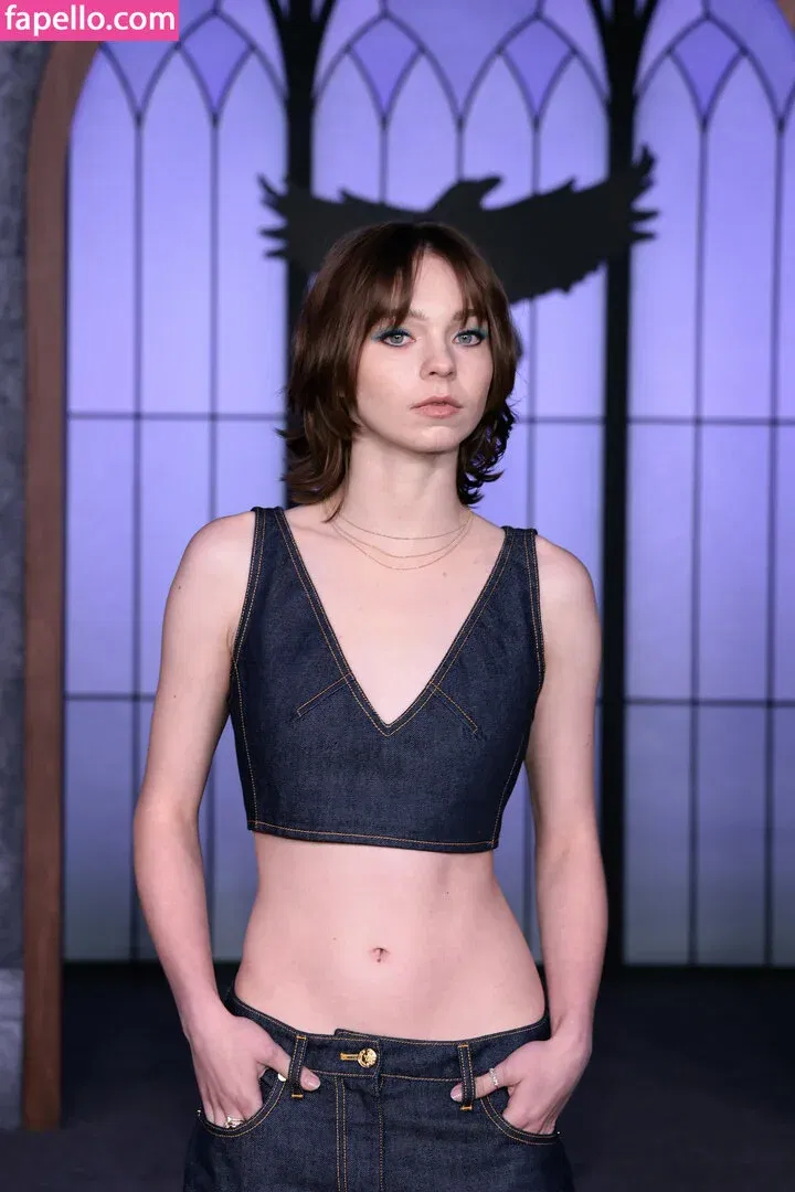 Emma Myers Onlyfans Photo Gallery 