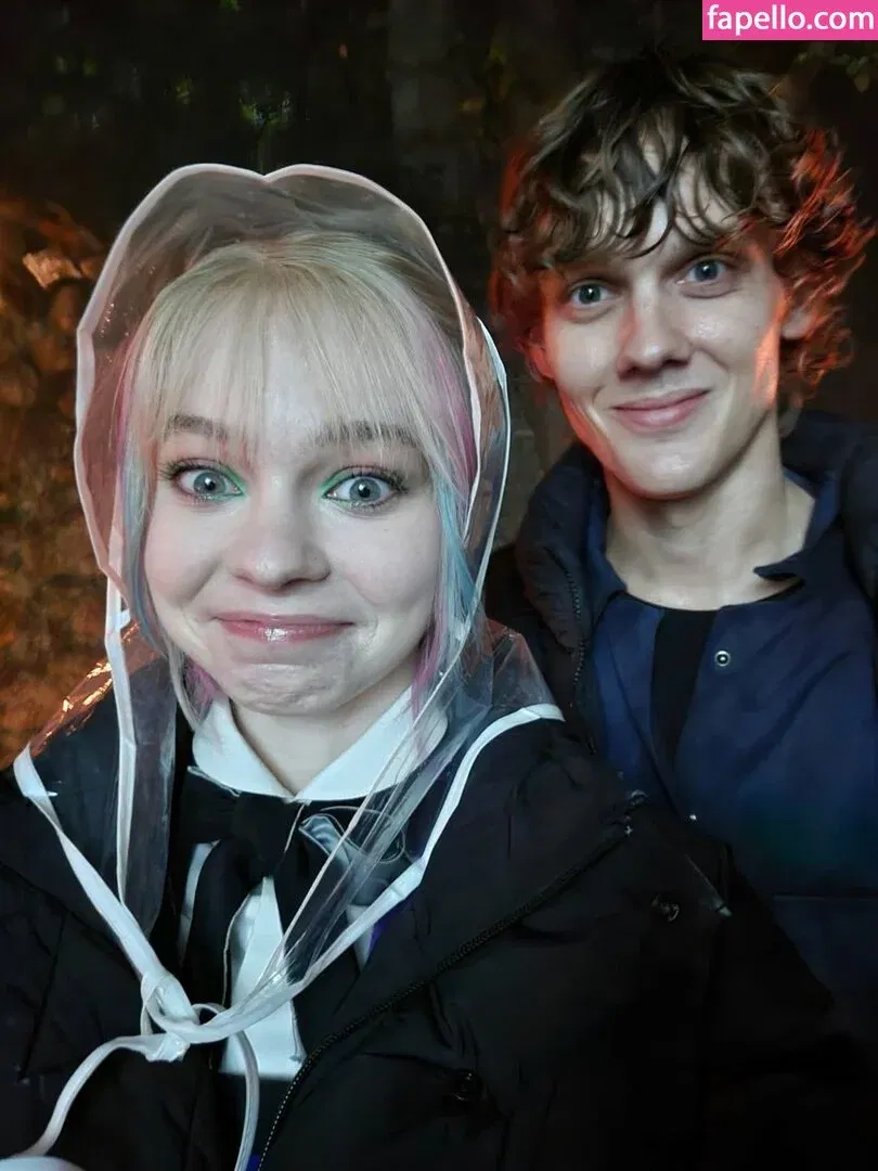 Emma Myers Onlyfans Photo Gallery 