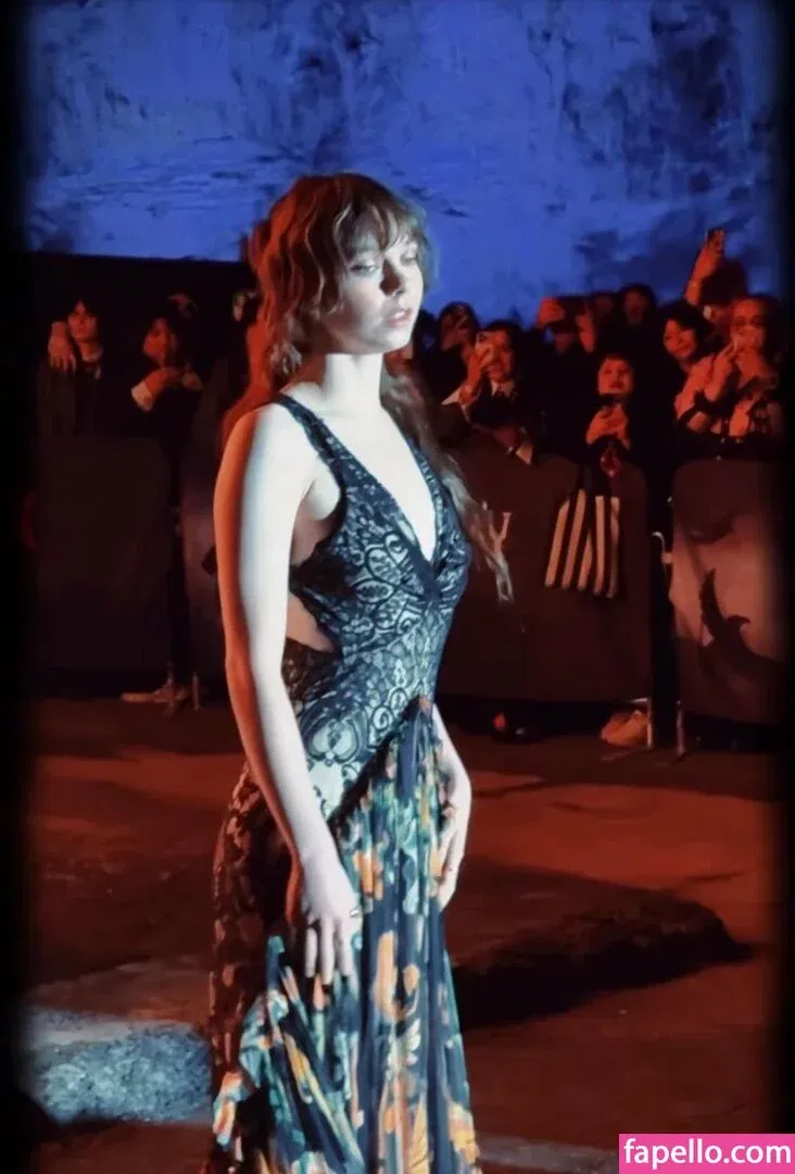 Emma Myers Onlyfans Photo Gallery 