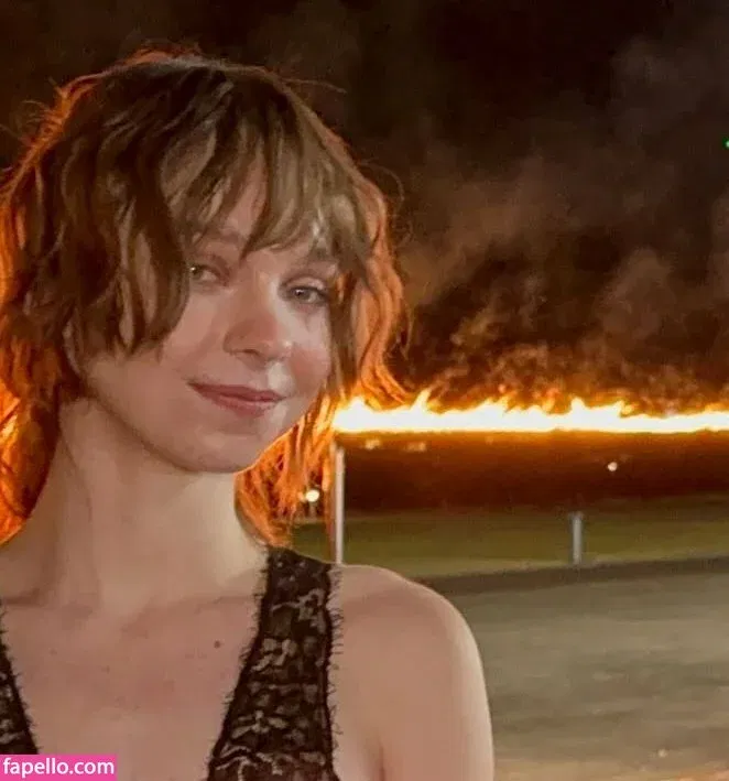 Emma Myers Onlyfans Photo Gallery 