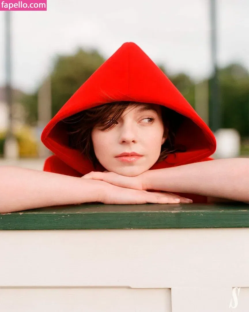 Emma Myers Onlyfans Photo Gallery 