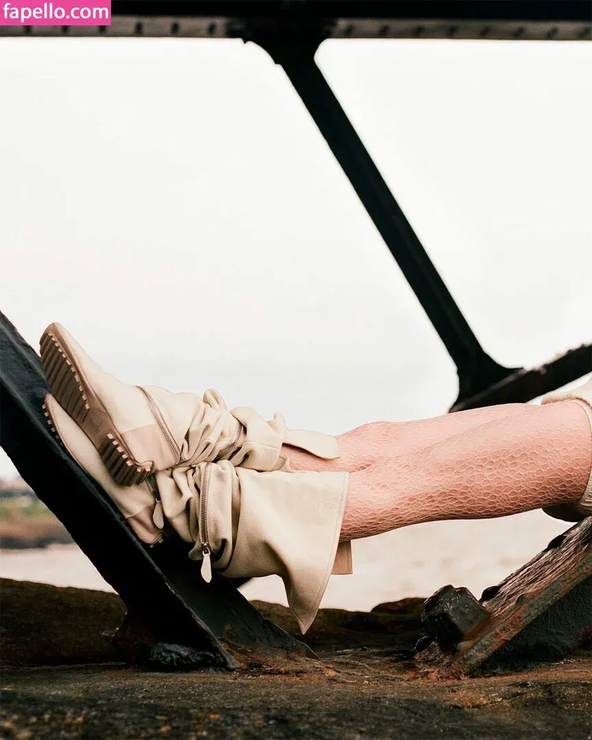 Emma Myers Onlyfans Photo Gallery 