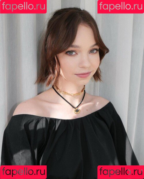 Emma Myers Onlyfans Photo Gallery 