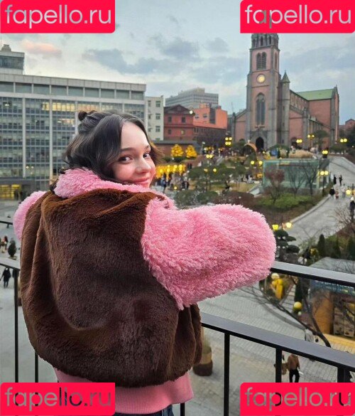 Emma Myers Onlyfans Photo Gallery 