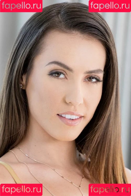 Eva Adams Onlyfans Photo Gallery 