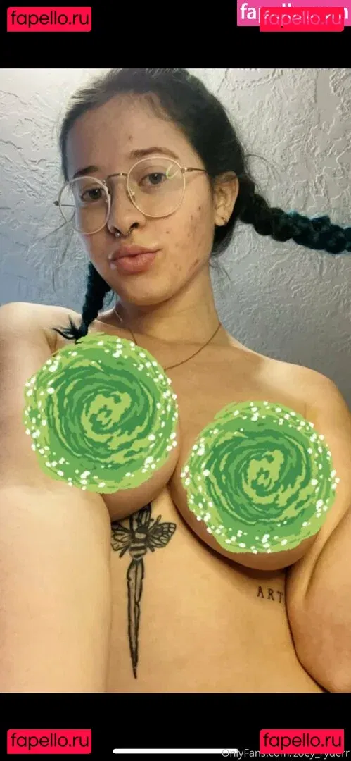 zoey_ryderr Onlyfans Photo Gallery 