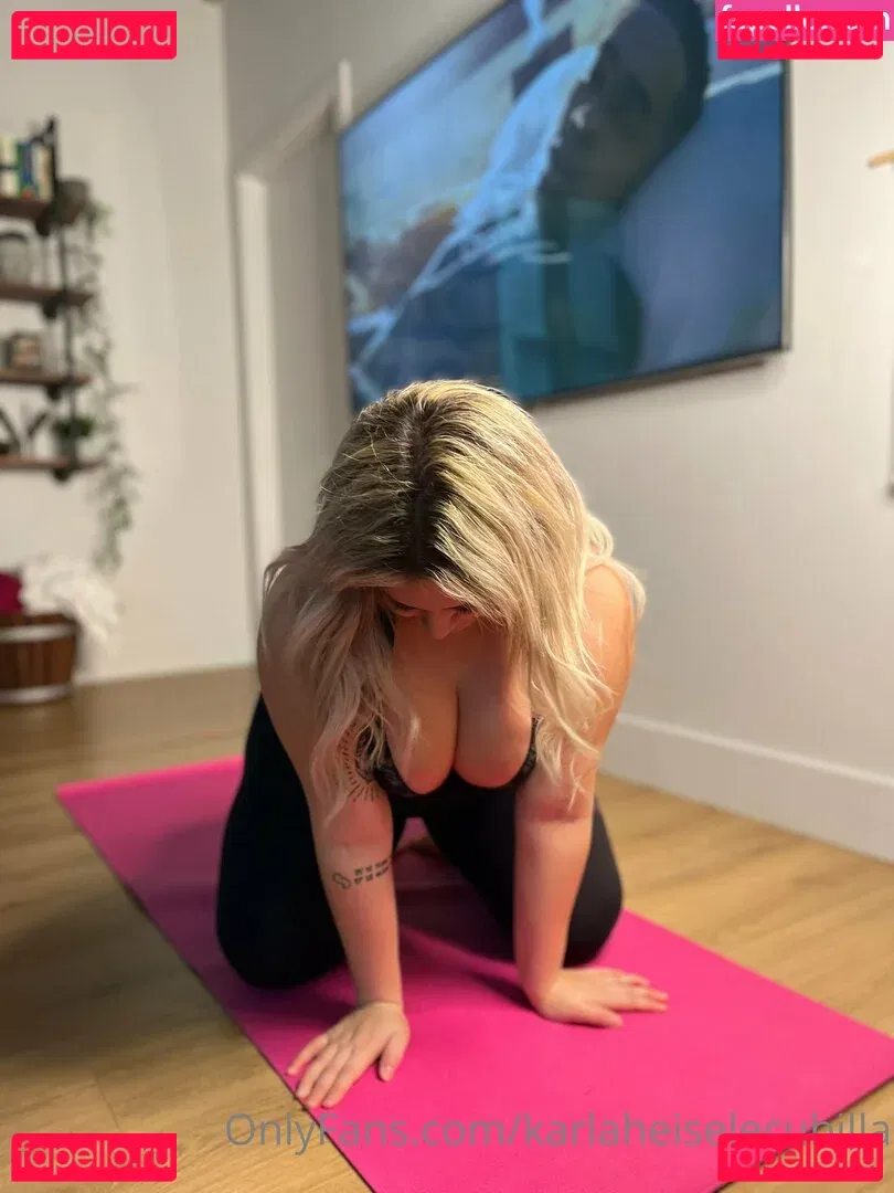 karlitathek Onlyfans Photo Gallery 