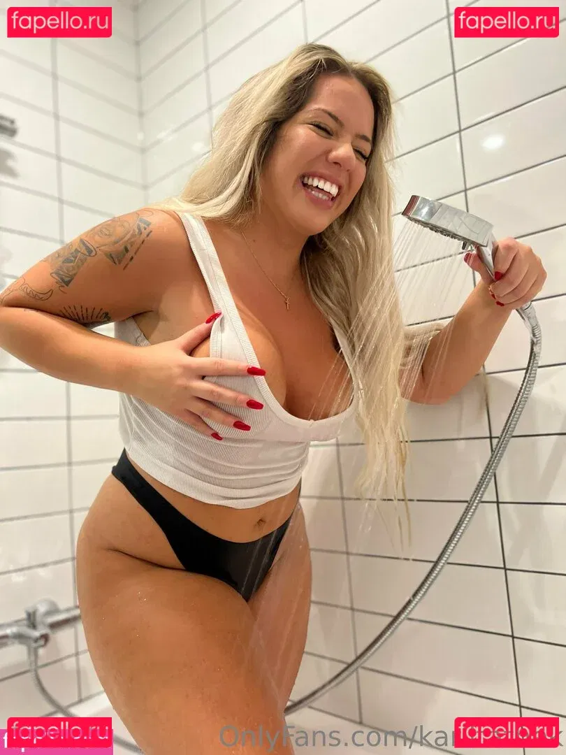 karlitathek Onlyfans Photo Gallery 