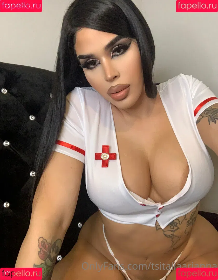 tsitaliaarianna Onlyfans Photo Gallery 
