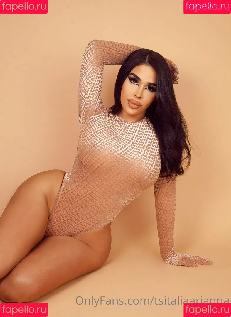 tsitaliaarianna Onlyfans Photo Gallery 