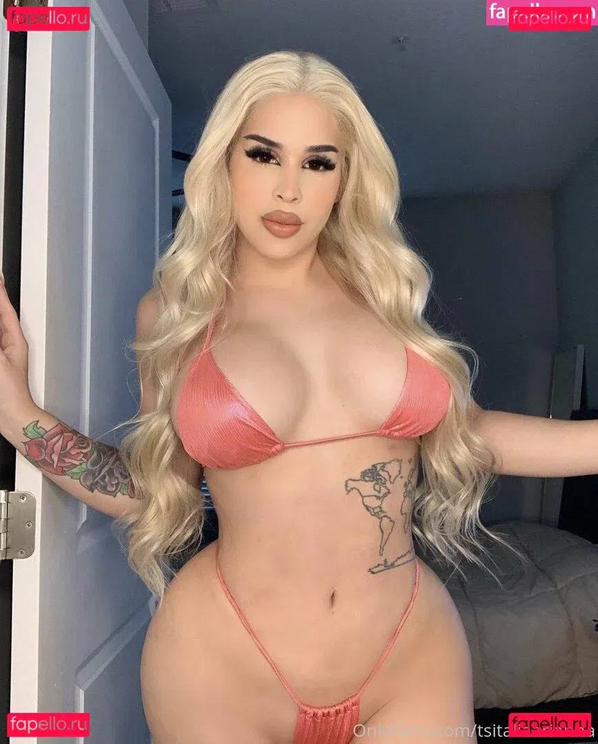 tsitaliaarianna Onlyfans Photo Gallery 