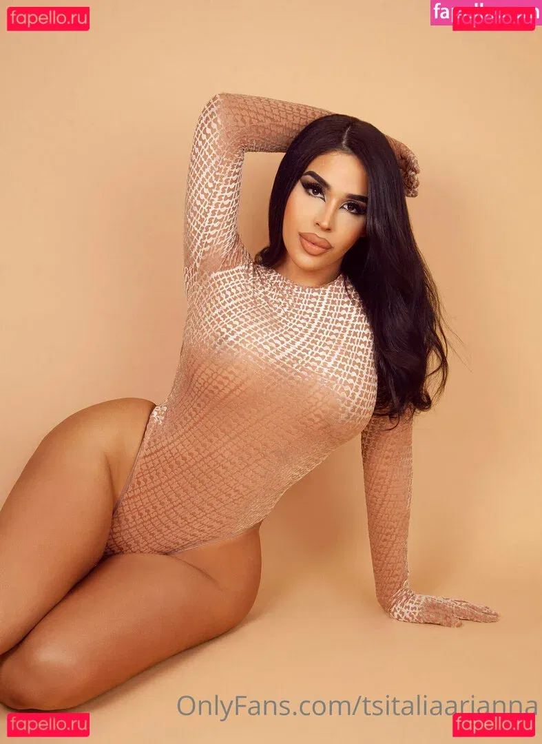 tsitaliaarianna Onlyfans Photo Gallery 