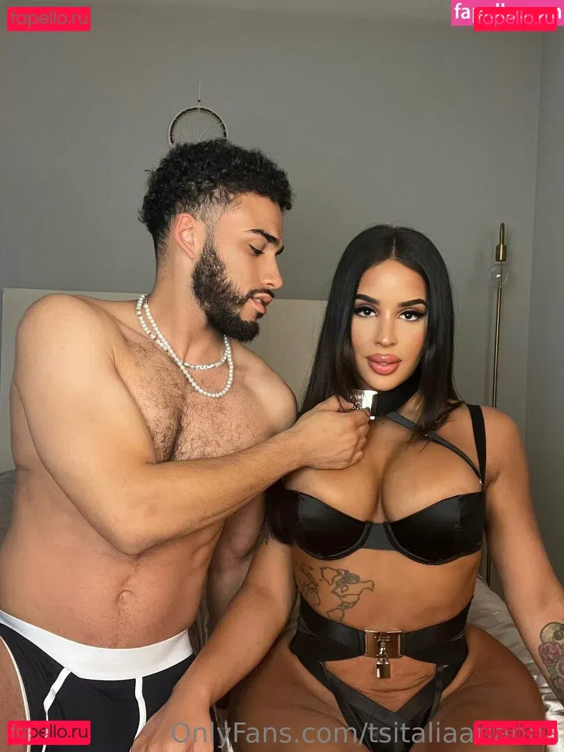 tsitaliaarianna Onlyfans Photo Gallery 
