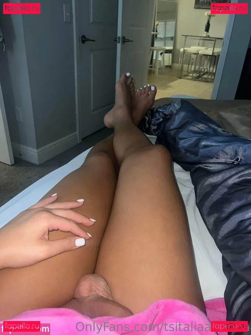 tsitaliaarianna Onlyfans Photo Gallery 