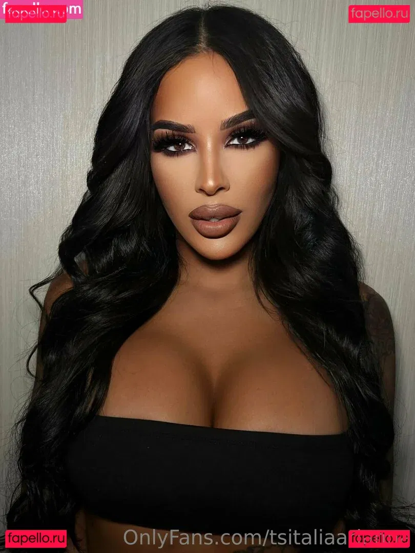 tsitaliaarianna Onlyfans Photo Gallery 