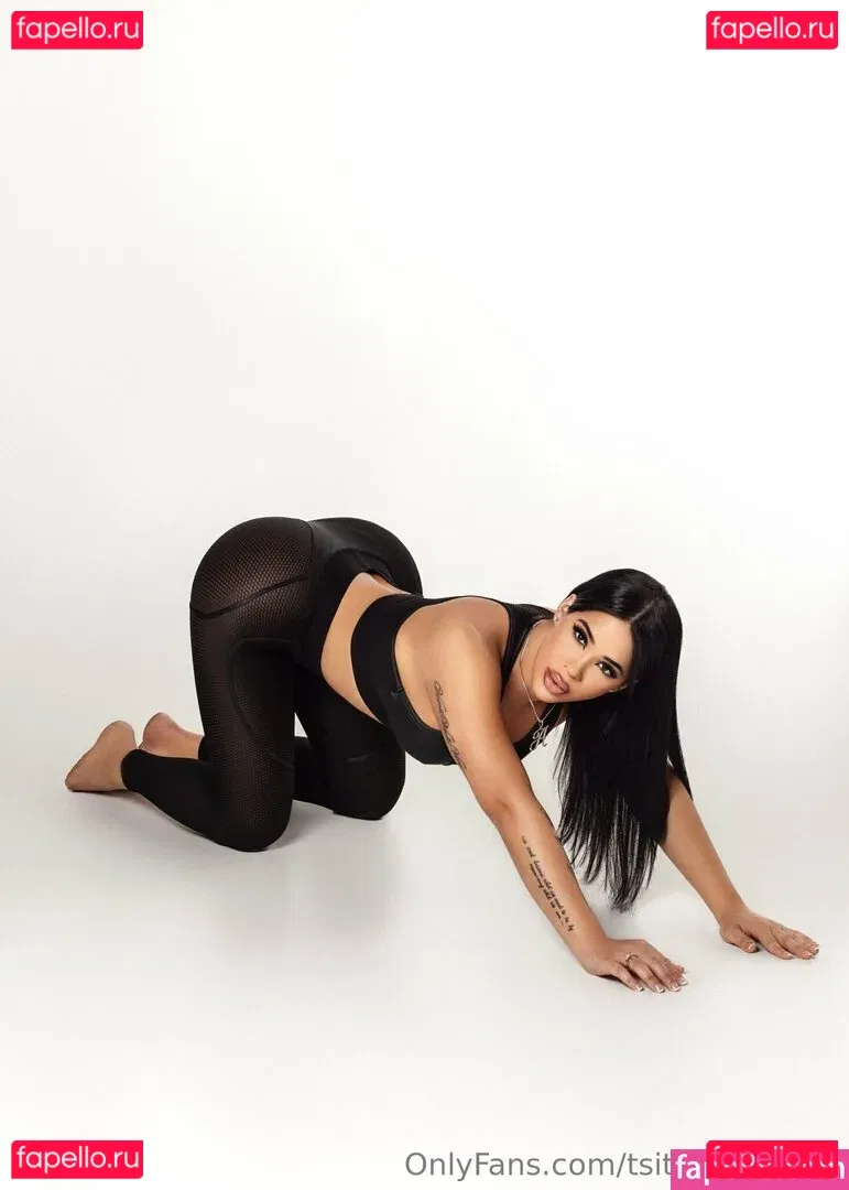 tsitaliaarianna Onlyfans Photo Gallery 