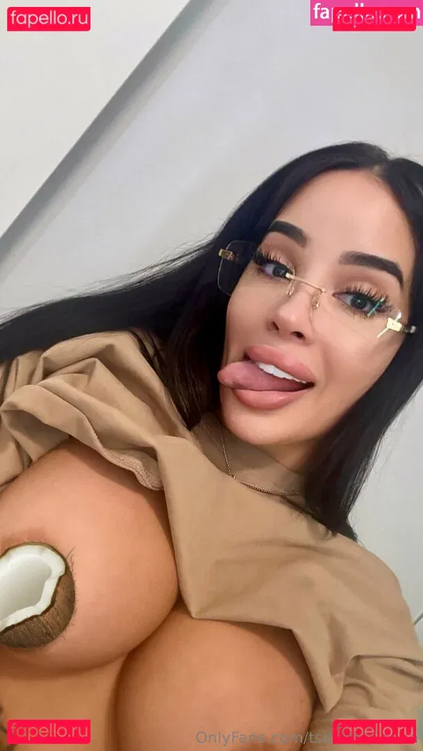 tsitaliaarianna Onlyfans Photo Gallery 