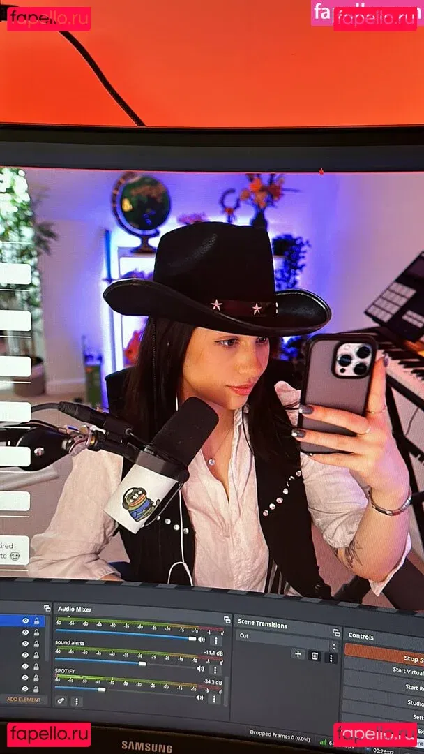 Harrie Silver Onlyfans Photo Gallery 