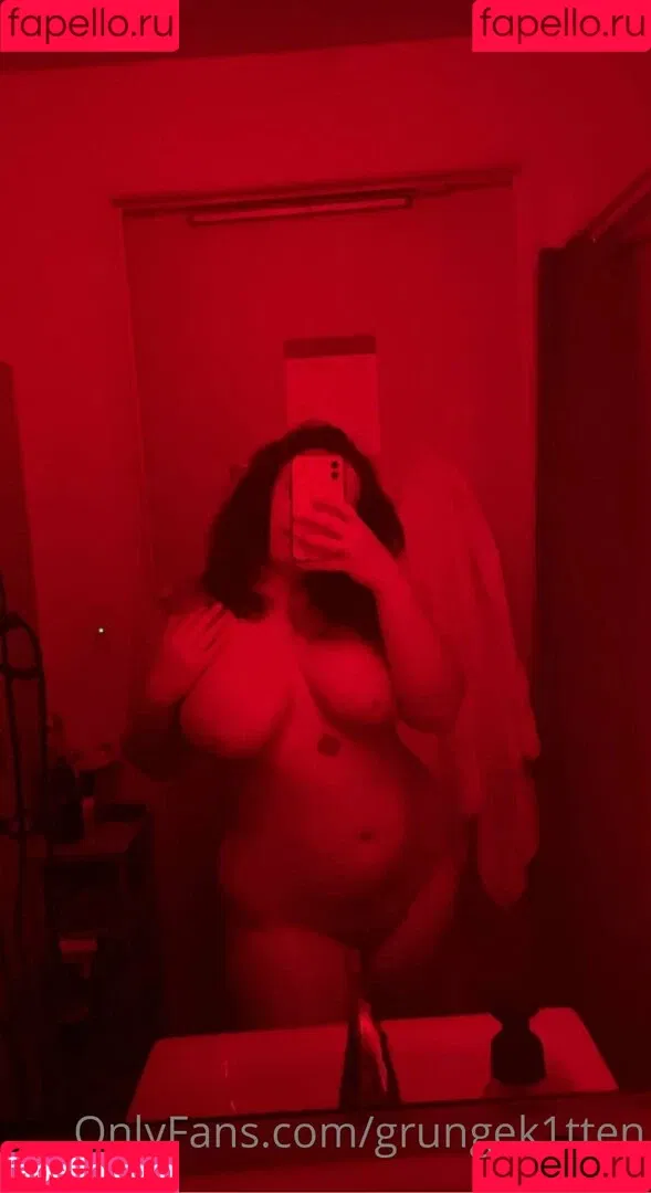 grungek1tten Onlyfans Photo Gallery 