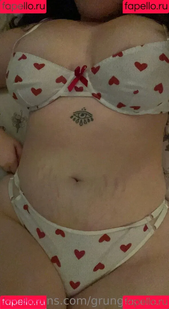 grungek1tten Onlyfans Photo Gallery 