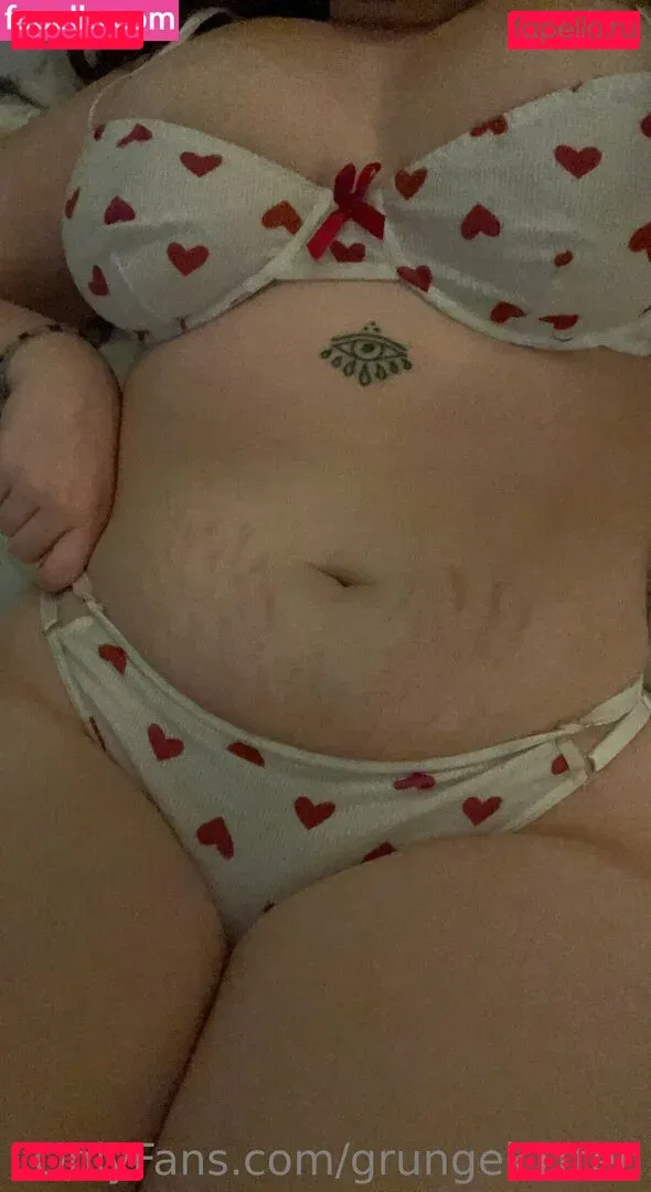 grungek1tten Onlyfans Photo Gallery 