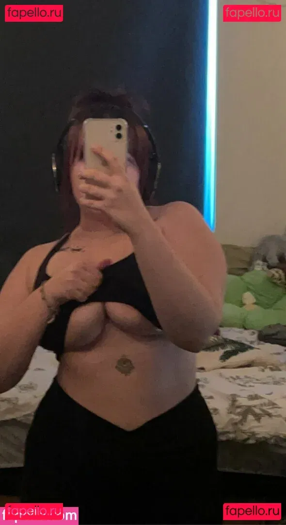 grungek1tten Onlyfans Photo Gallery 