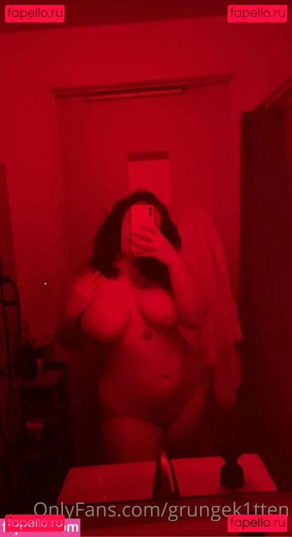 grungek1tten Onlyfans Photo Gallery 