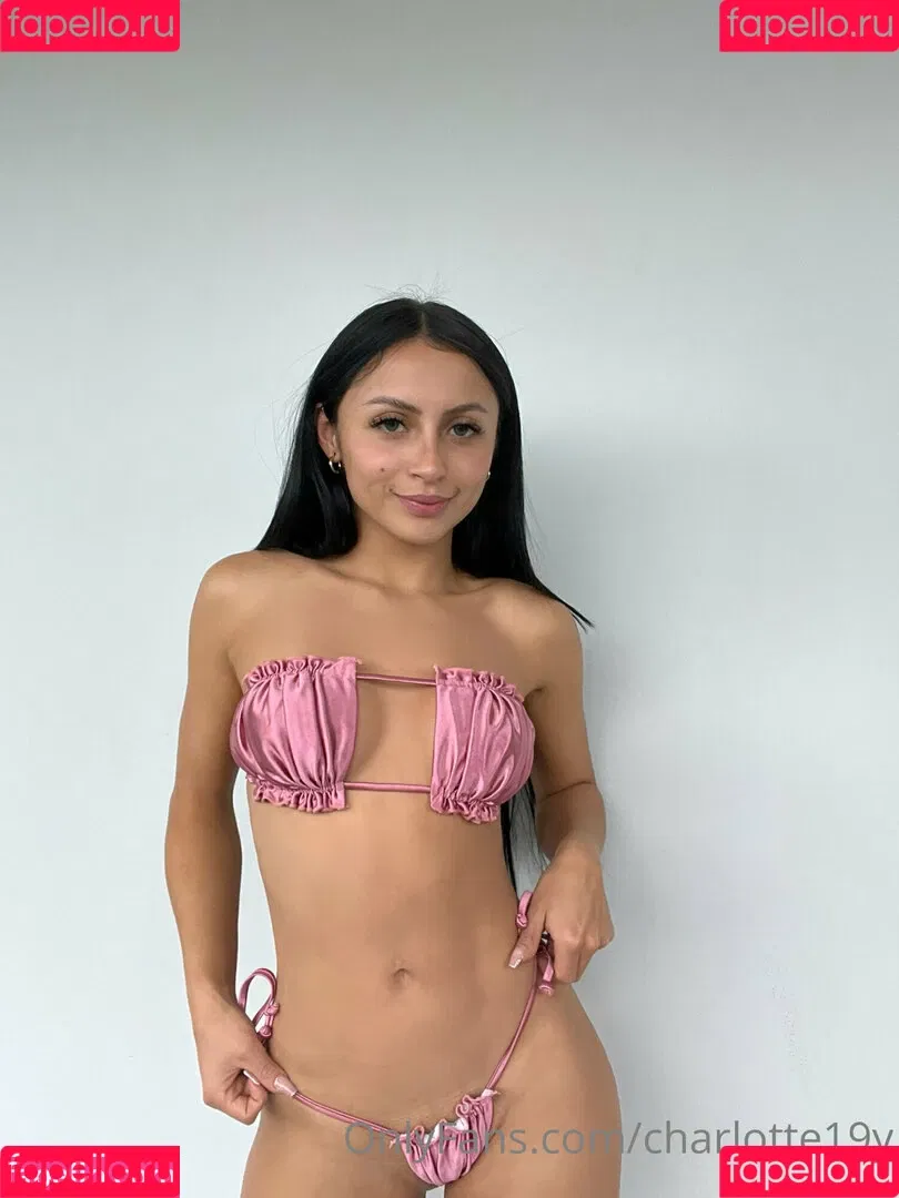charlotte19y Onlyfans Photo Gallery 