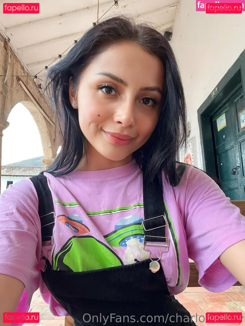 charlotte19y Onlyfans Photo Gallery 