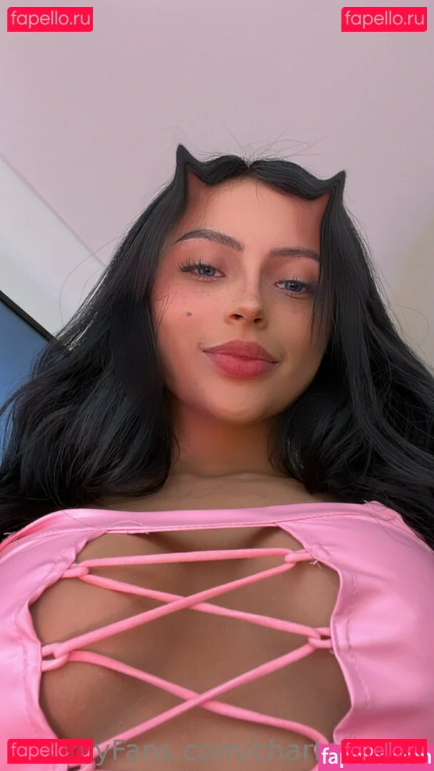 charlotte19y Onlyfans Photo Gallery 