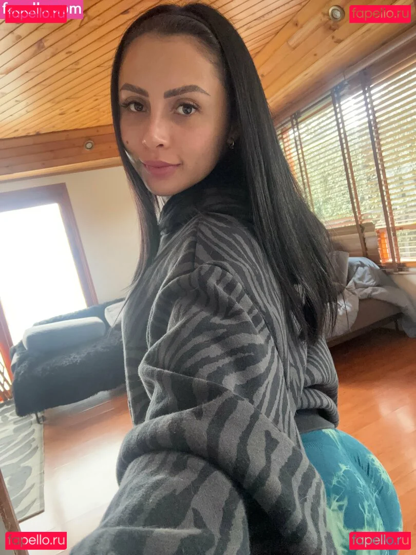 charlotte19y Onlyfans Photo Gallery 