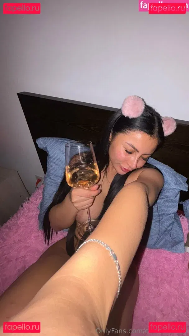 charlotte19y Onlyfans Photo Gallery 