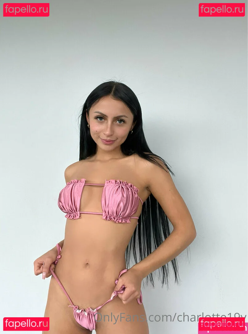 charlotte19y Onlyfans Photo Gallery 