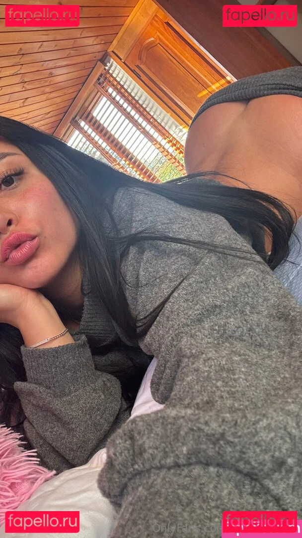 charlotte19y Onlyfans Photo Gallery 