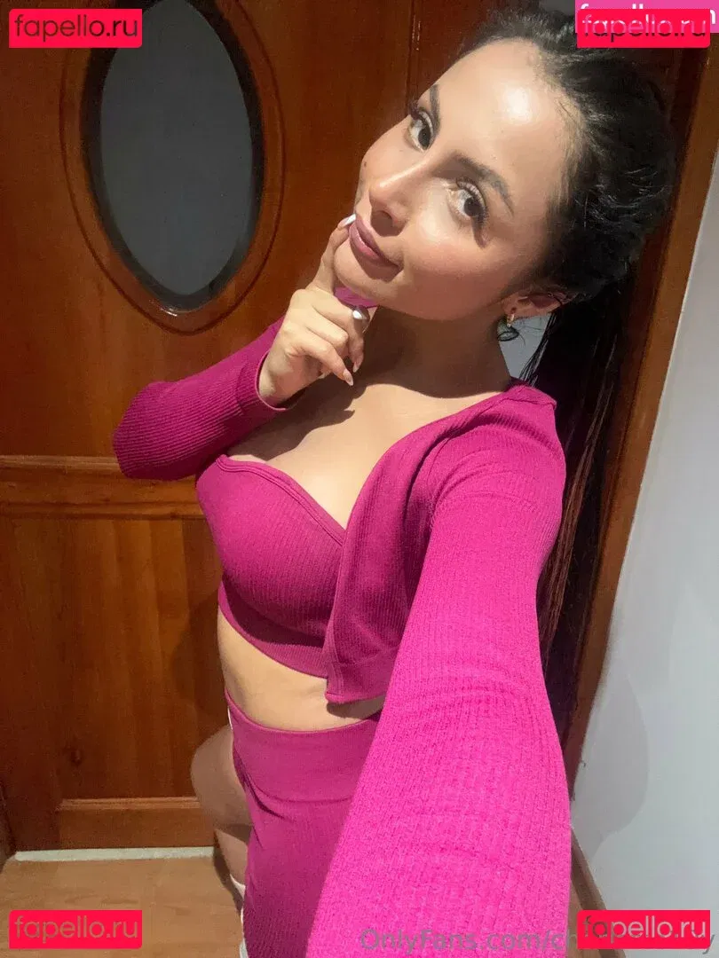 charlotte19y Onlyfans Photo Gallery 