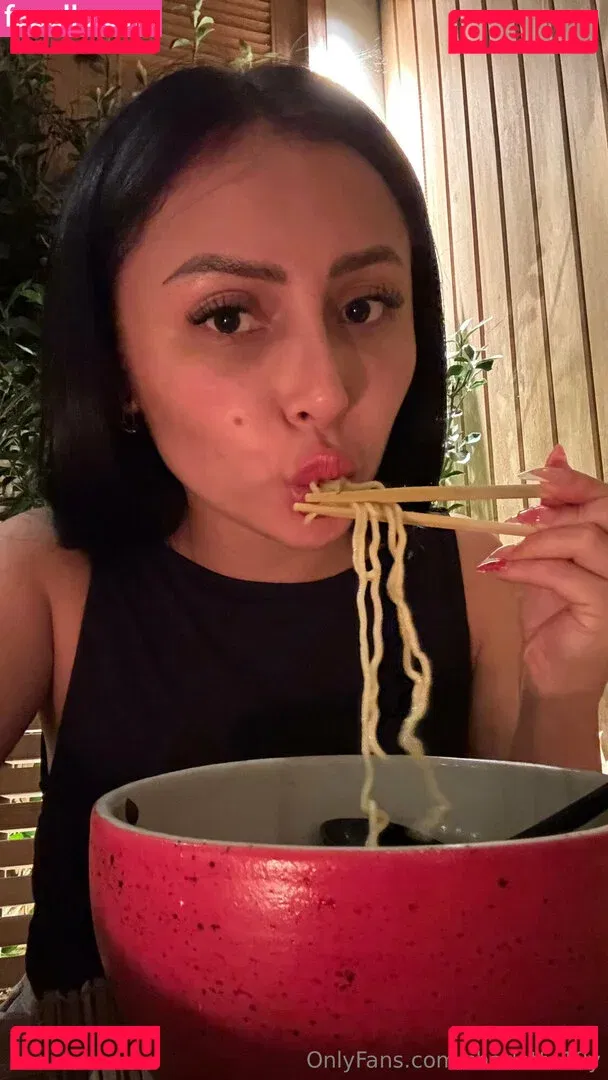 charlotte19y Onlyfans Photo Gallery 