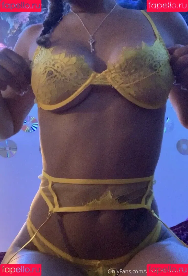 victorialovexoxo Onlyfans Photo Gallery 