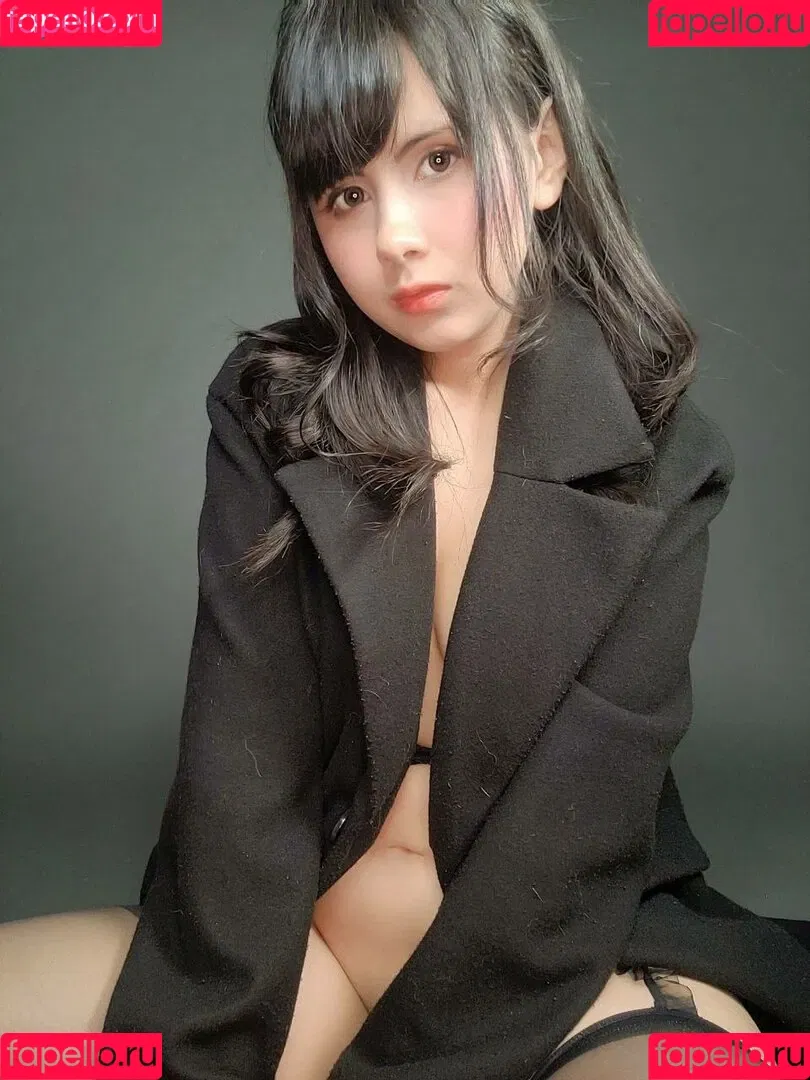 whiterabbit.exe Onlyfans Photo Gallery 