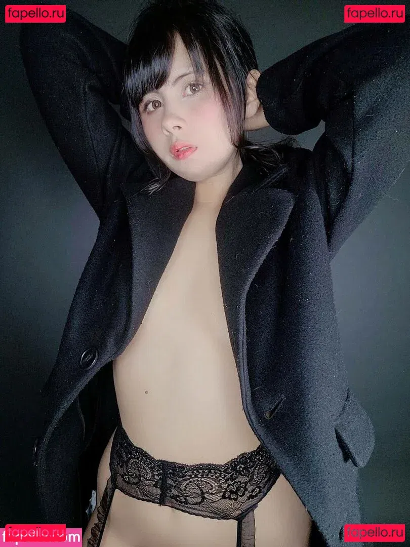 whiterabbit.exe Onlyfans Photo Gallery 