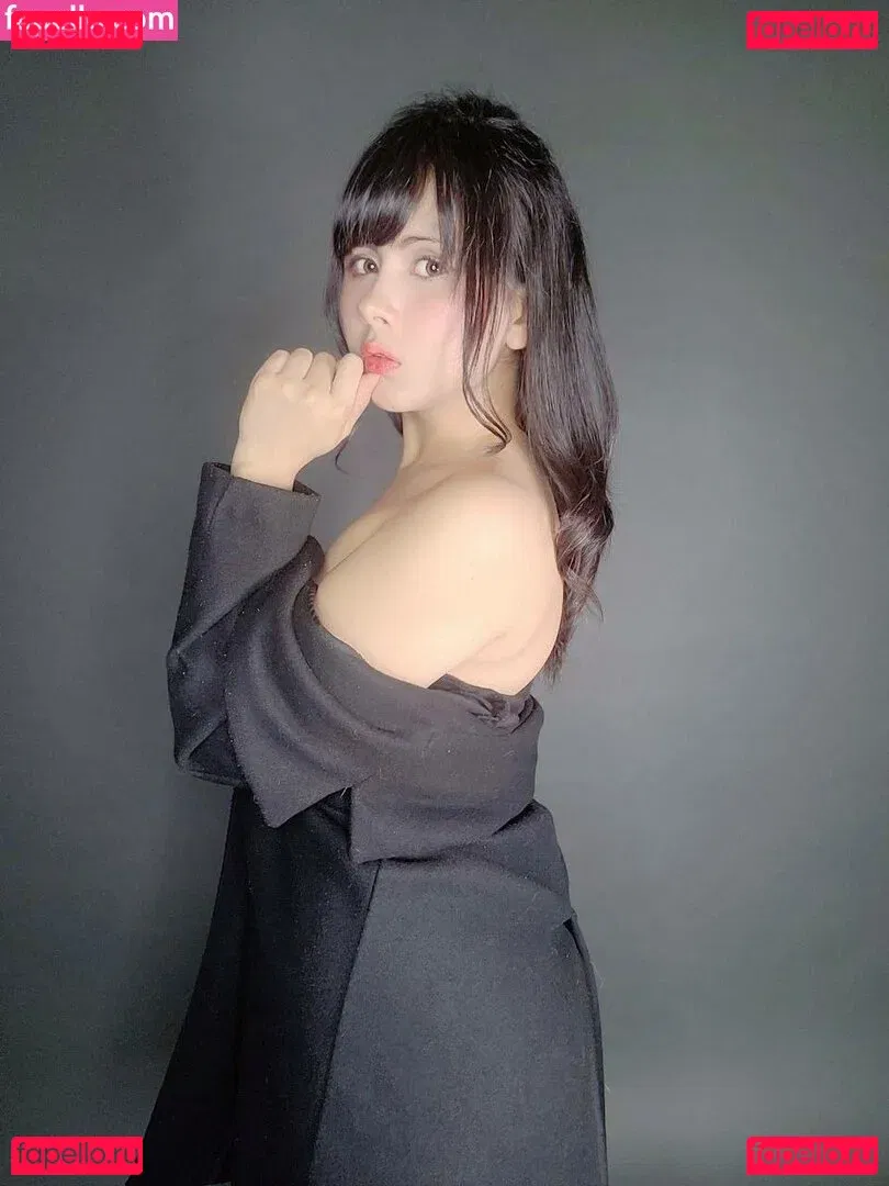 whiterabbit.exe Onlyfans Photo Gallery 