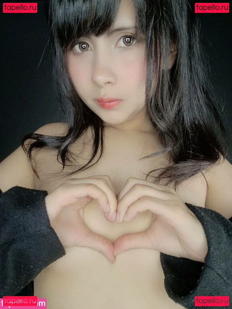 whiterabbit.exe Onlyfans Photo Gallery 