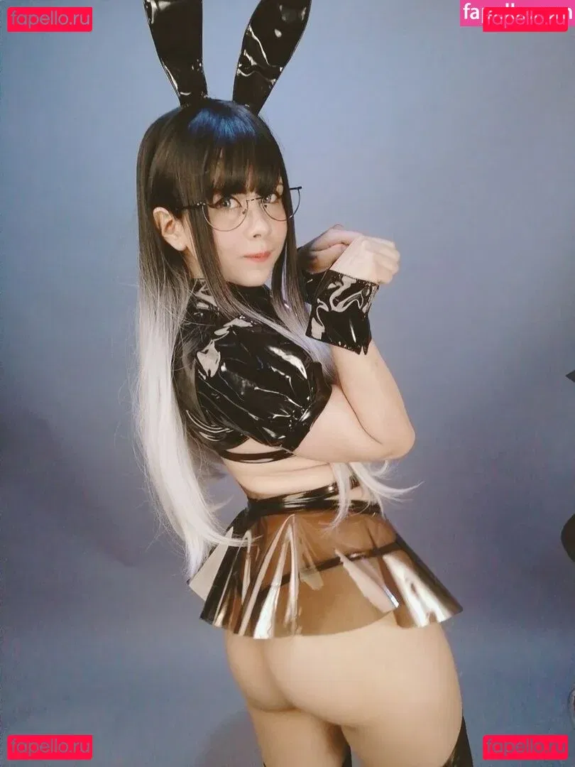 whiterabbit.exe Onlyfans Photo Gallery 