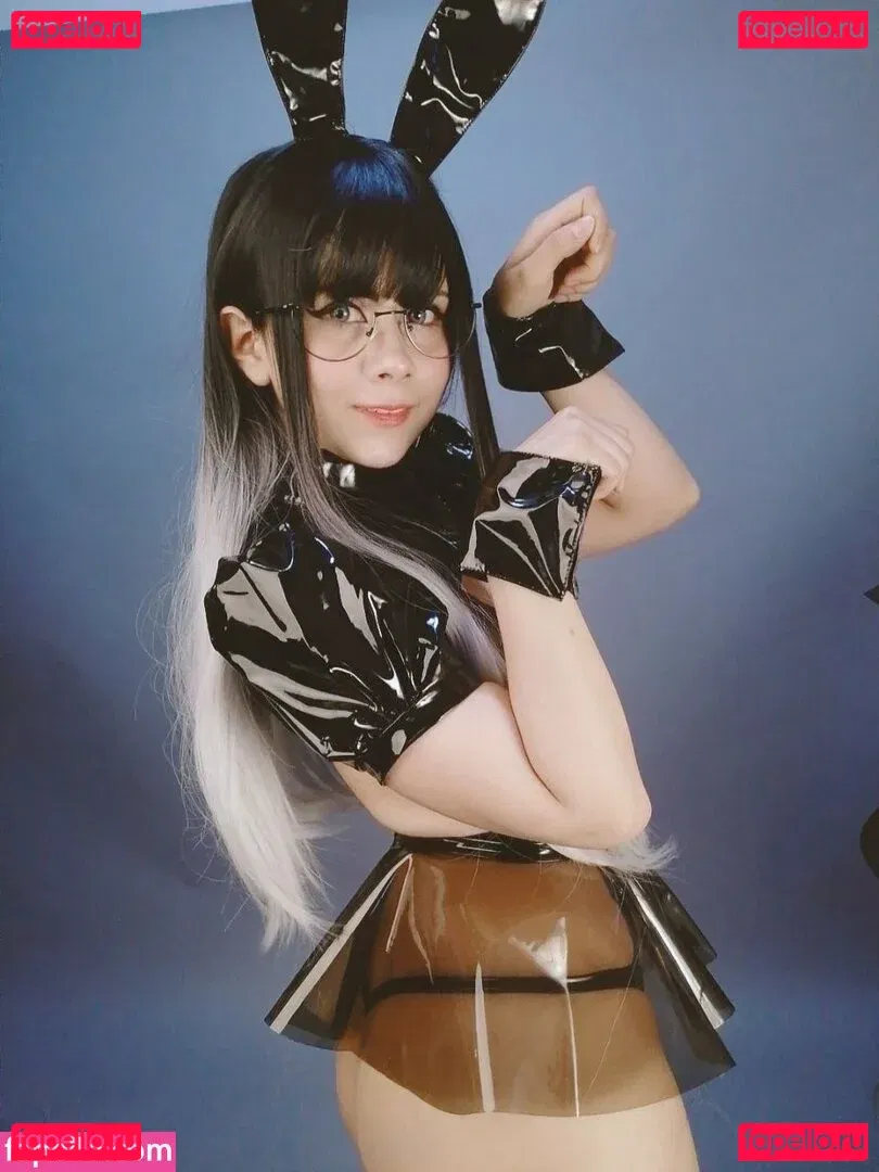 whiterabbit.exe Onlyfans Photo Gallery 