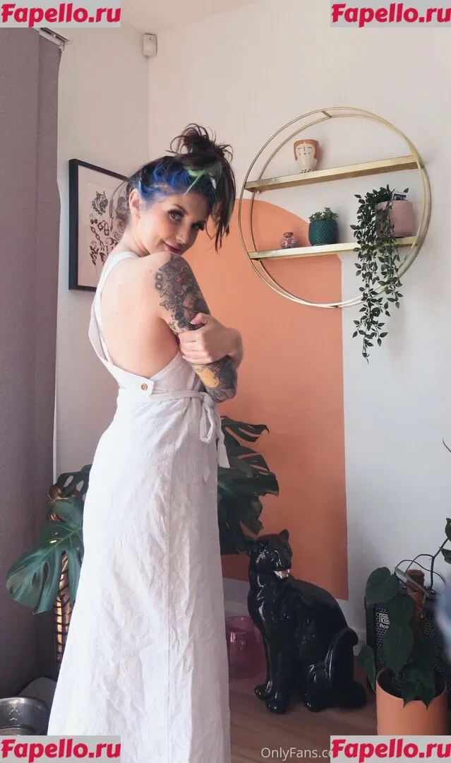 akiramaisuicide Onlyfans Photo Gallery 