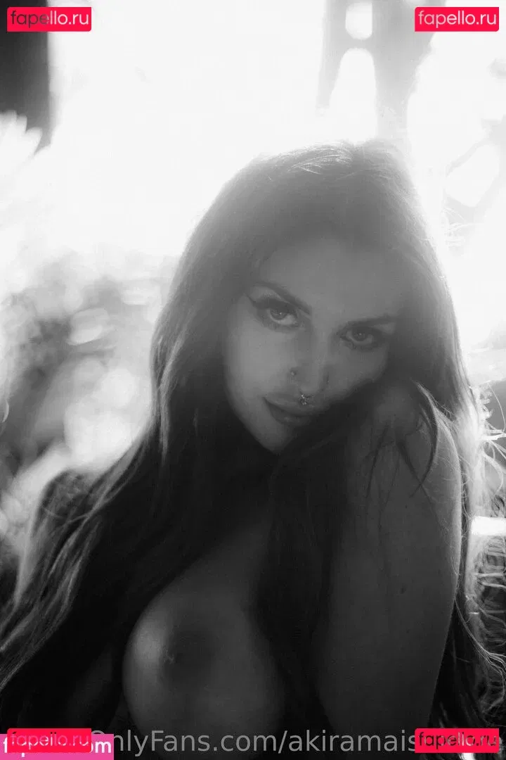 akiramaisuicide Onlyfans Photo Gallery 