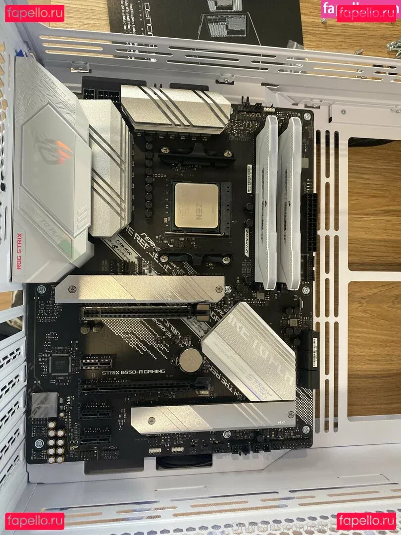 akiramaisuicide Onlyfans Photo Gallery 